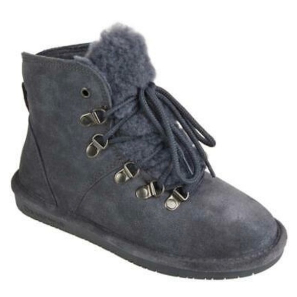 BearPaw Shoes - NWOT BearPaw Kerri Suede Lace Up Boot